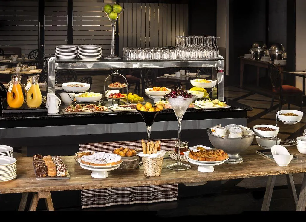 Mett Barcelona Hotell