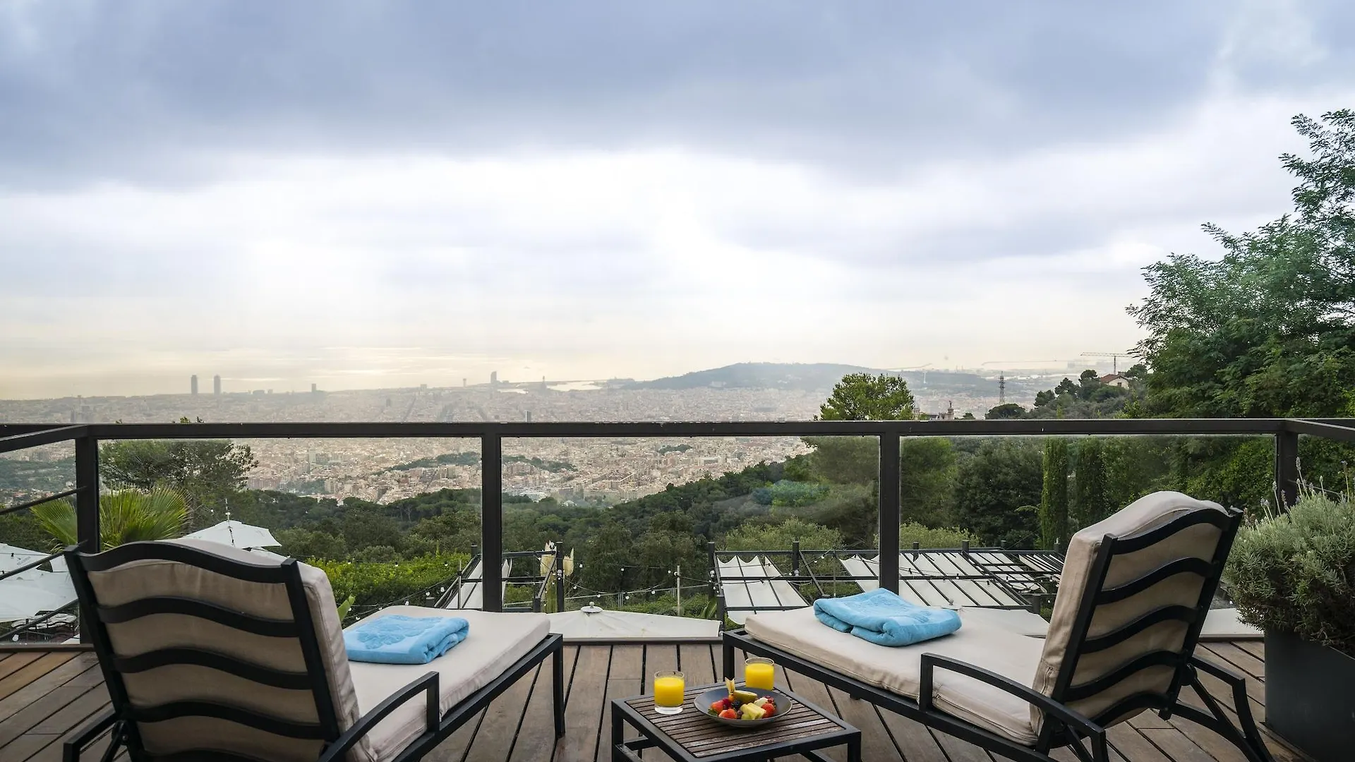 Mett Barcelona Hotell